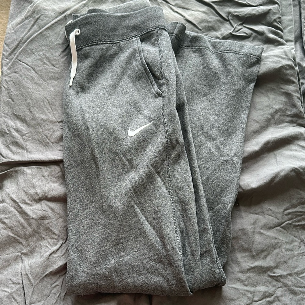 Nike straight leg Sweatpants